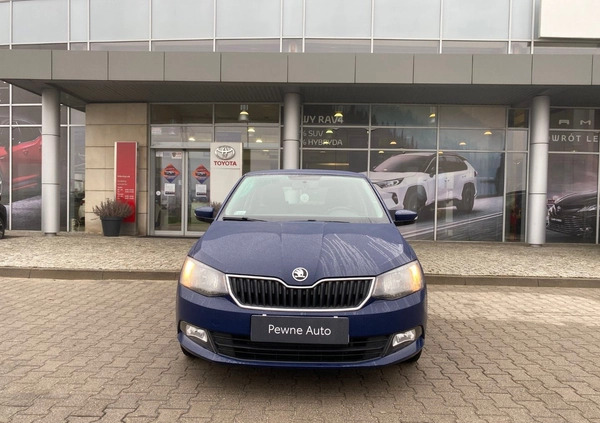Skoda Fabia cena 38000 przebieg: 153364, rok produkcji 2018 z Kalisz małe 436
